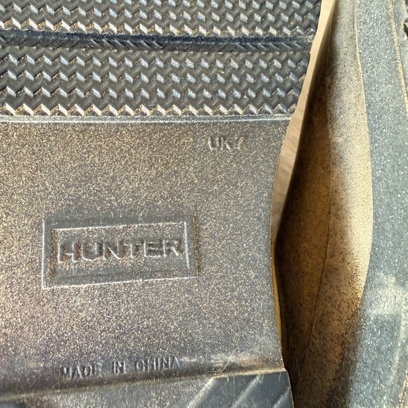Hunter Metallic Gold Slip-Ons - Picture 7 of 8